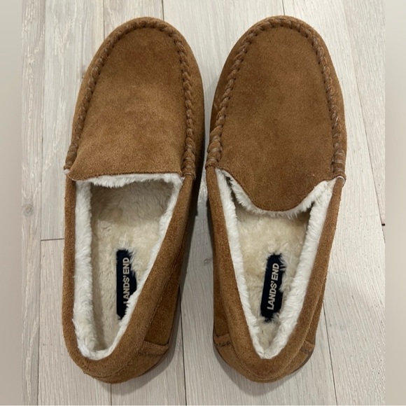 Lands' End Men's Fuzzy Lined Suede
Moccasin Slippers English Tan Swede 9 - Picture 7 of 9